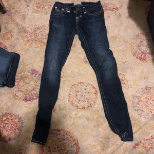 Buckle jeans